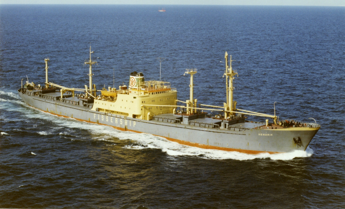 Ägare:/1971-73/: Partenreederei M/S Hendrik. Hemort: Monrovia.