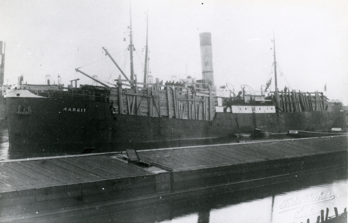 Ägare:/1912-17/: Bloms Rederi AB. Hemort: Norrköping. /1917-21/: samma bolag. Hemort: Göteborg.