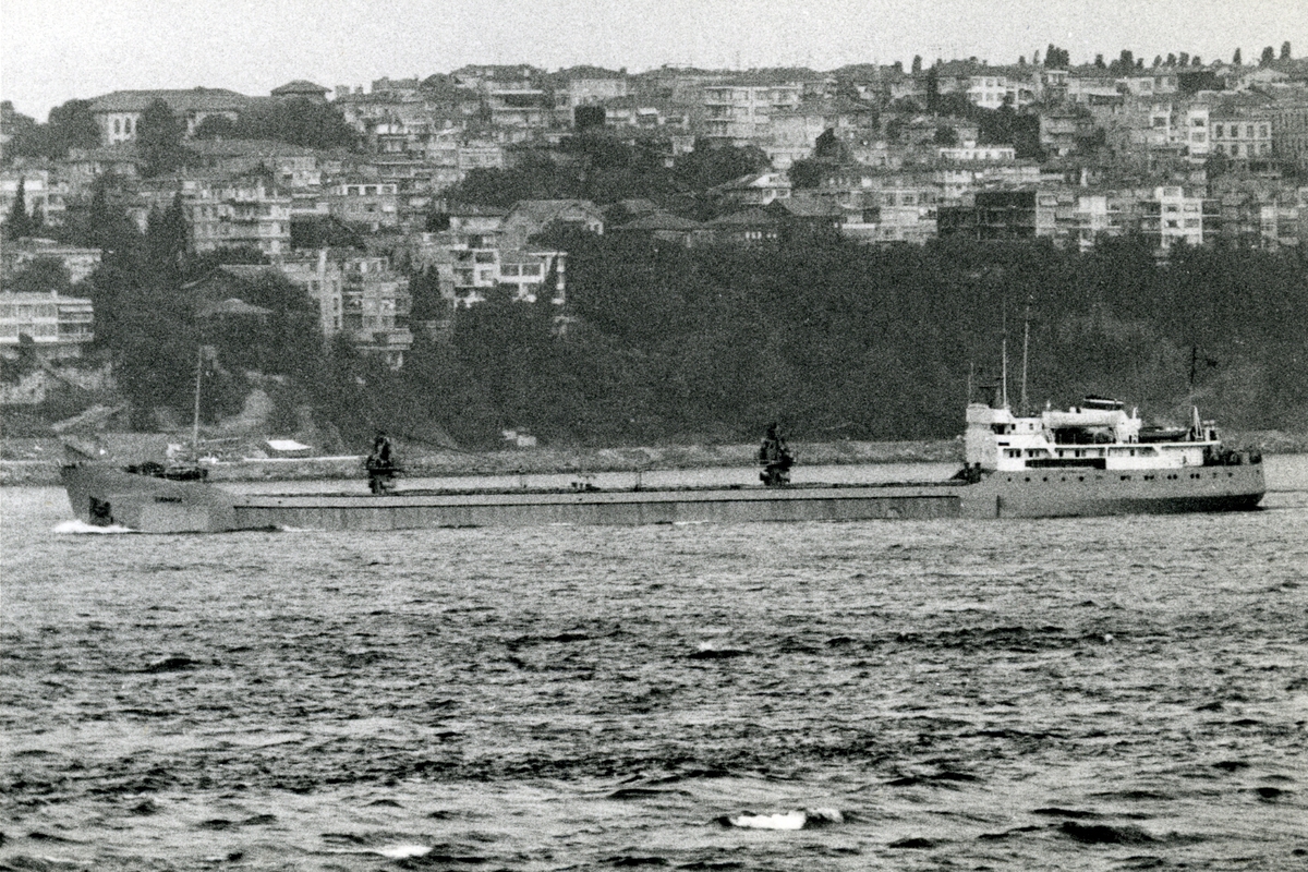 Ägare:/1963-86/: S.S.S.R. - Soviet Danube Shipping Co. Hemort: Izmail.
