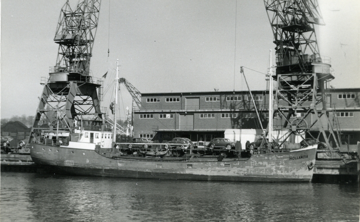 Redare:/1954-57/: V.o.F. J. Pleijzier. Hemort: Delfzijl.