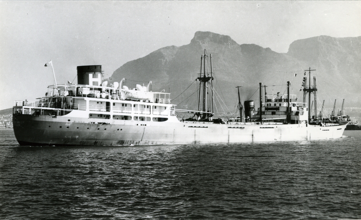 Ägare:/1952-72/: Hudson Steamship Co. Ltd. Hemort: London.