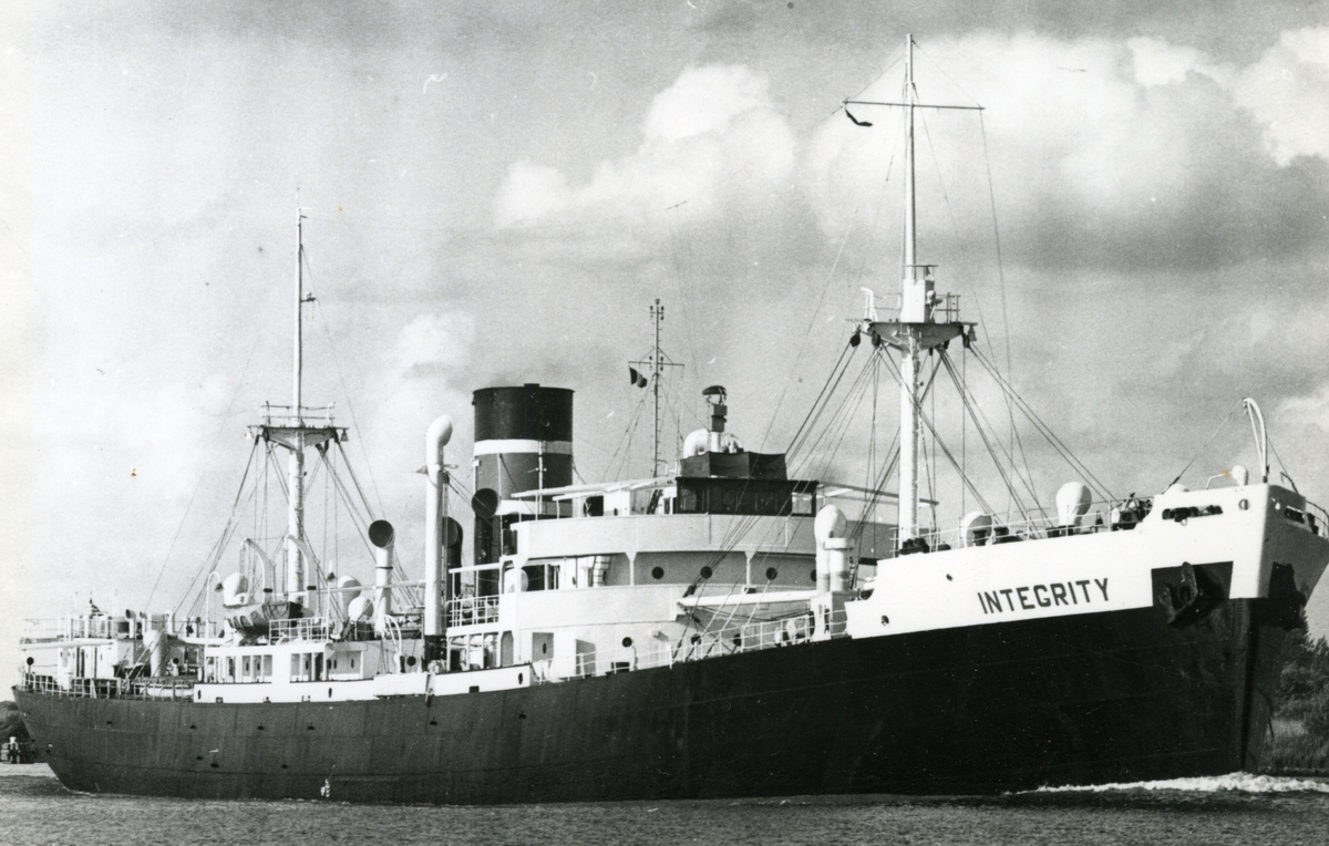 Ägare:/1962-77/: Compania de Navegacion Ira S.A. Hemort: Monrovia.