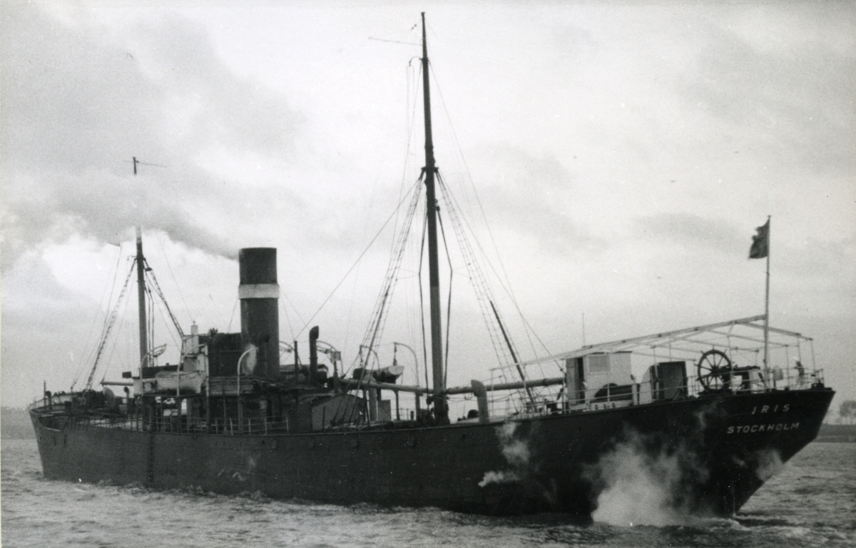 Ägare:/1924-41/: Rederi AB Iris. Hemort: Stockholm.