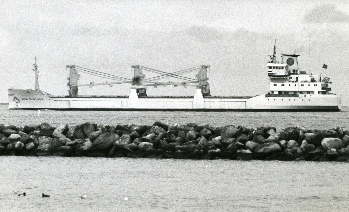 Ägare:/1974-81/: Gorthons Rederi AB. Hemort: Helsingborg.