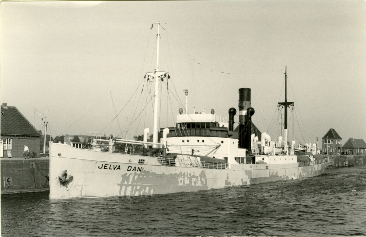 Ägare:/1948-60/: Rederiet Ocean A/S. Hemort: Esbjerg.