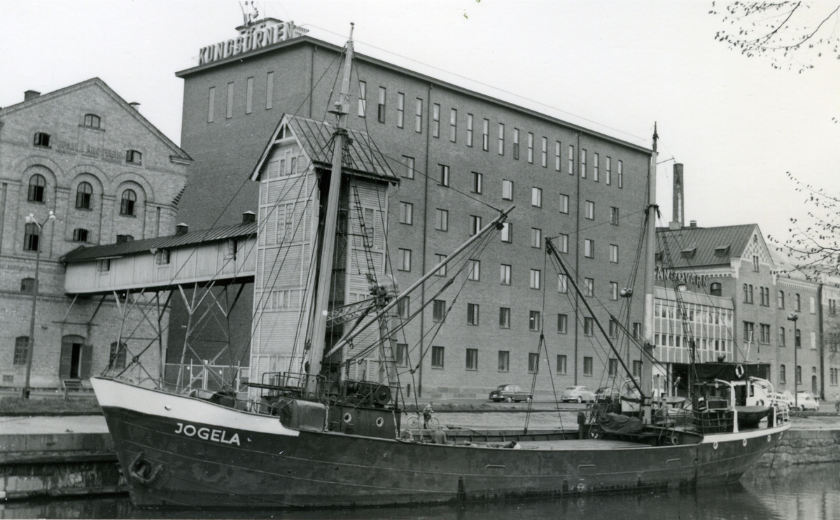 Ägare:/1960-64/: Andreas Kühl. Hemort: Burgstaaken.