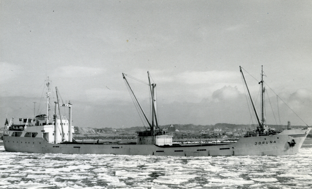 Ägare:/1964-67/: Interessentskapet Lars Rej-Johansen & Knut A. Knutsen. Hemort: Oslo.
