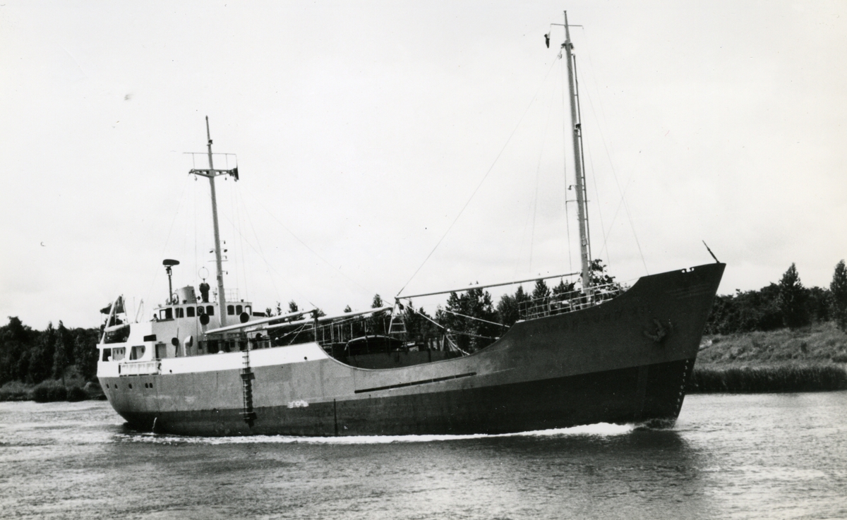 Ägare:/1959-67/: Ångbåts AB Kalmarsund. Hemort: Kalmar.