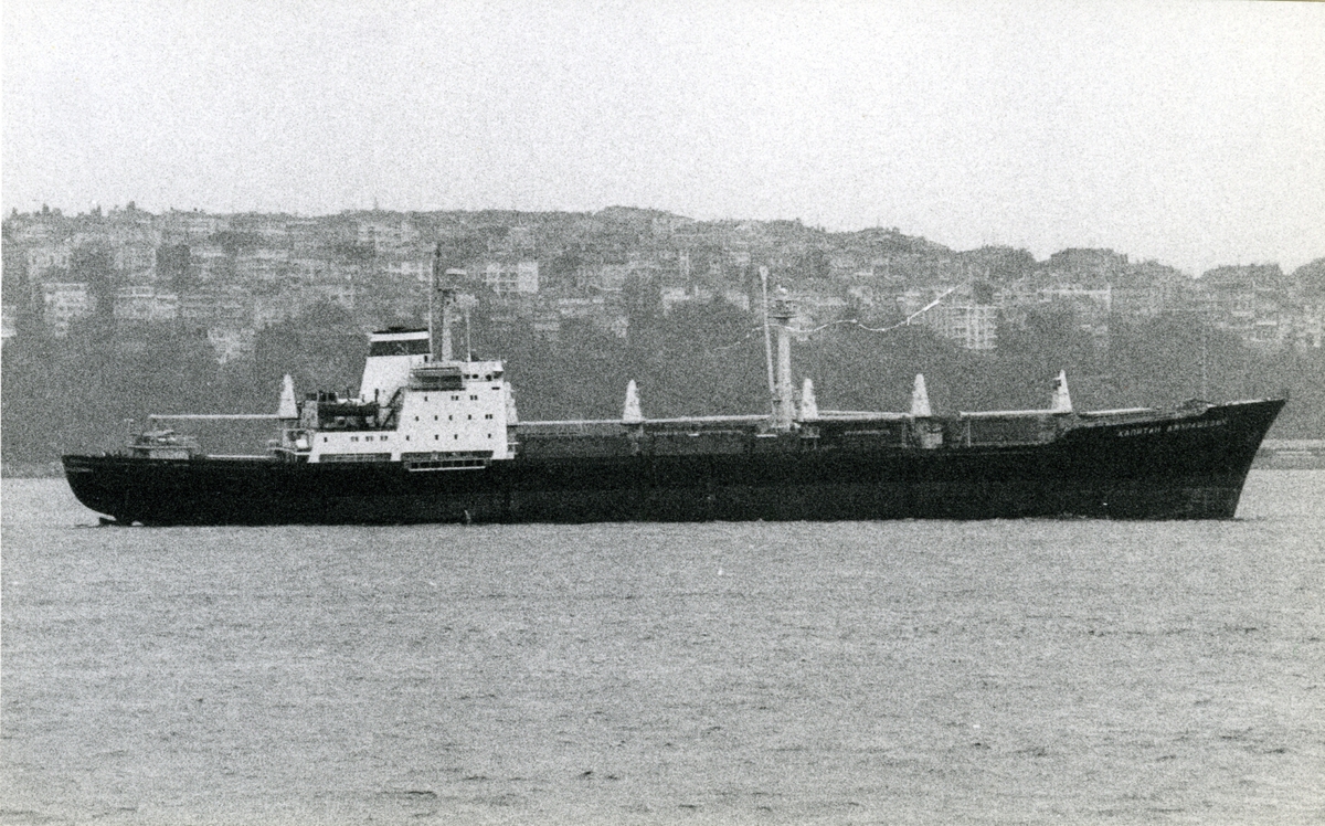 Ägare:/1973-91/: S.S.S.R. - Black Sea Shipping Co. Hemort: Odessa.