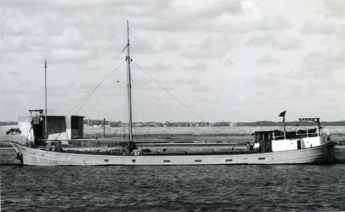 Ägare:/1950-66/: Adolf Marsen. Hemort: Burg auf Fehmarn.