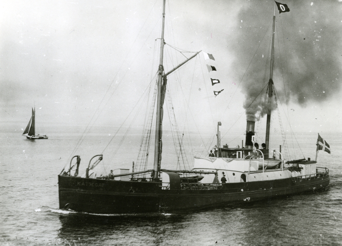 Ägare:/1908-13/: Werkebäcks Ångfartygs AB. Hemort: Verkebäck.