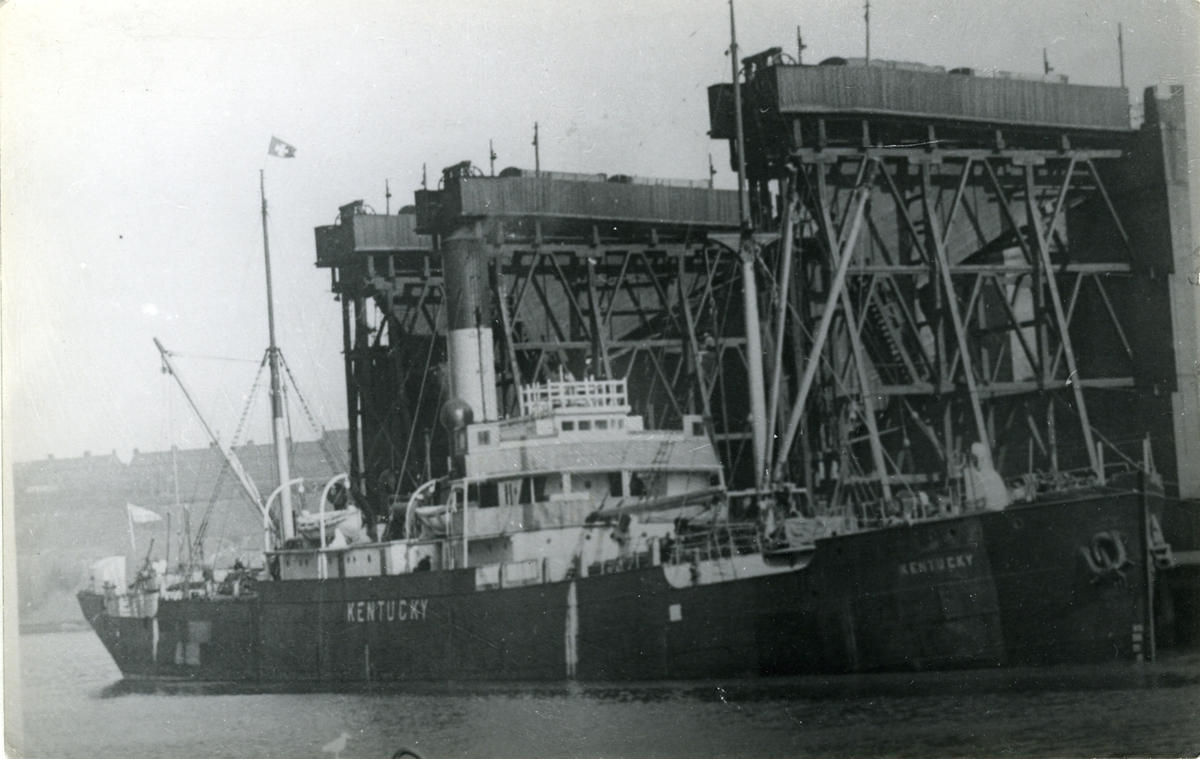 Ägare:/1923-53/: Det Forenede Dampskibsselskab A/S. Hemort: Köbenhavn.