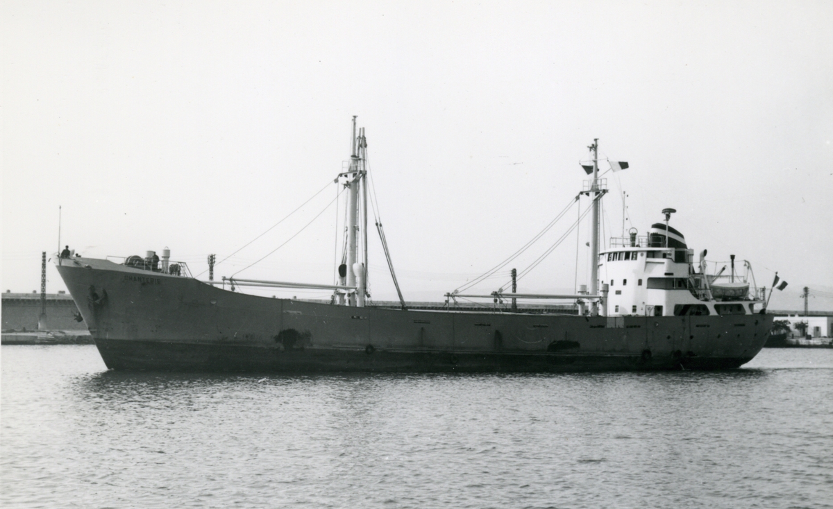 Ägare:/1958-61/: Compagnie Continentale de Navigation. Hemort: Caen.