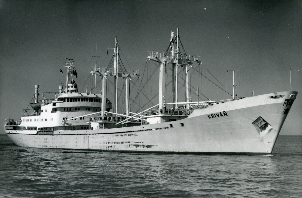 Ägare:/1970-87/: Czechoslovak Shipping International Joint Stock Co. Hemort: Praha.