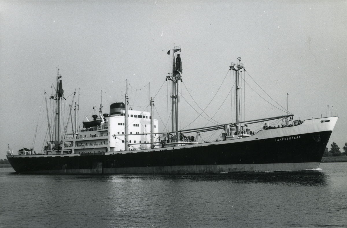 Ägare:/197 -77/: Koninklijke Nedlloyd B.V. Hemort: Rotterdam.