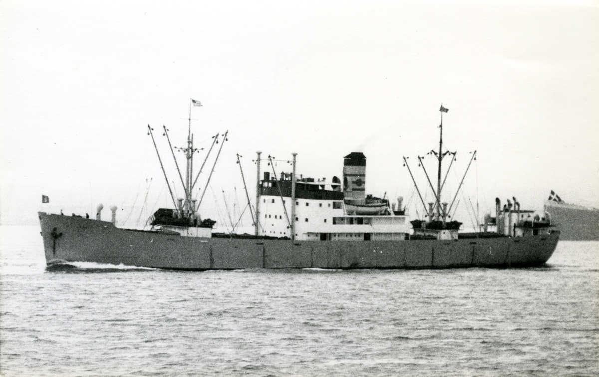Ägare:/1941-48/: Rederi AB Disa. Hemort: Stockholm.