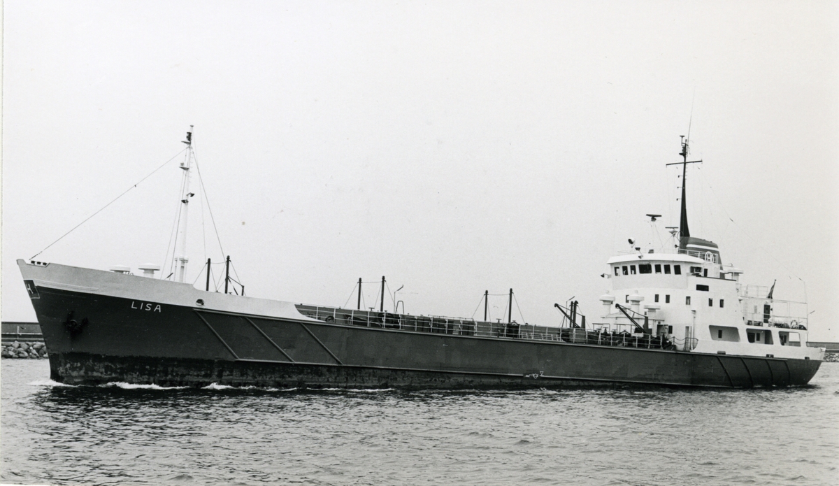 Ägare:/1977-85/: ett partrederi, Huvudredare: Knut. H. Hermansson. Hemort: Skärhamn.