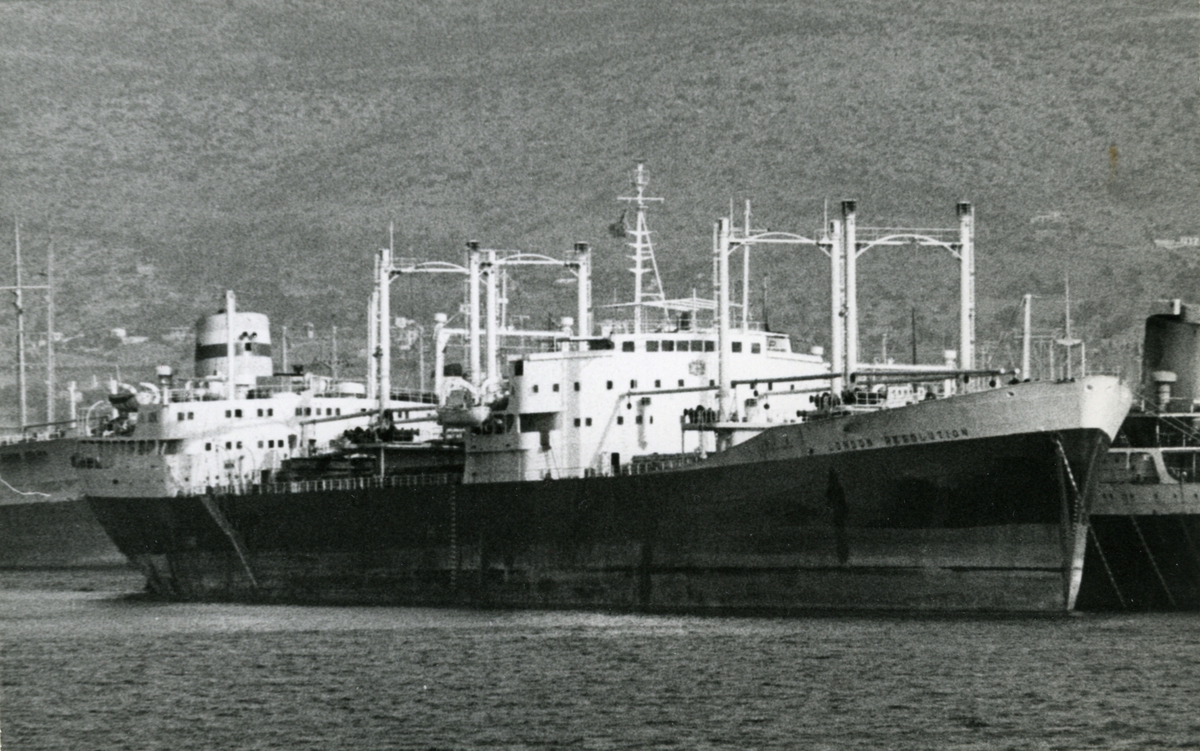 Ägare:/1958-77/: London & Overseas Freighters, Ltd. Hemort: London.