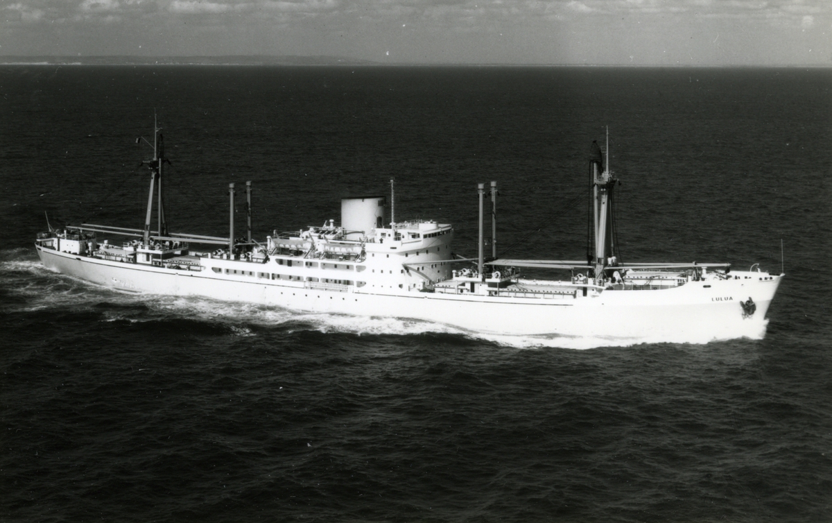 Ägare:/1956-72/: Compagnie Maritime Belge /Lloyd Royal/ S.A. Hemort: Antwerpen.