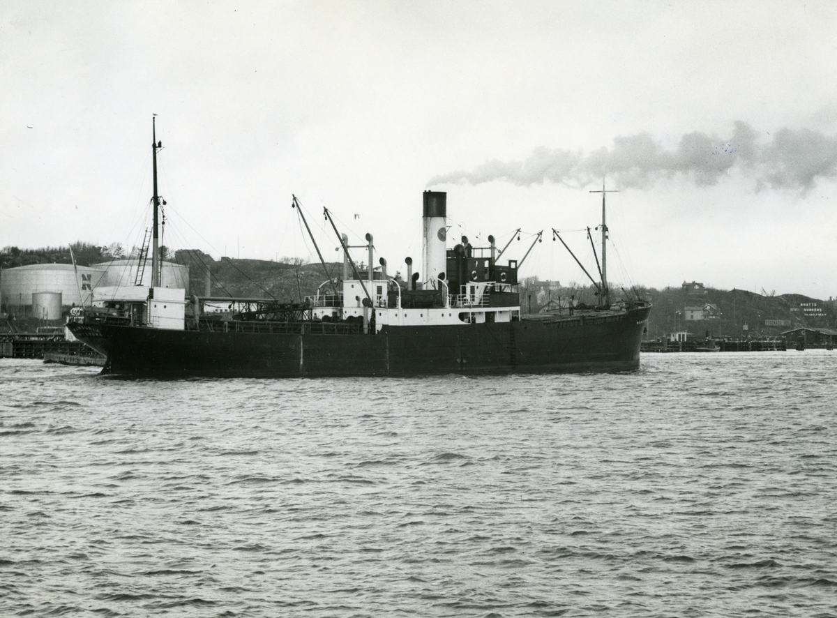 Ägare:/1915-58/: Rederi AB Svenska Lloyd. Hemort: Göteborg.