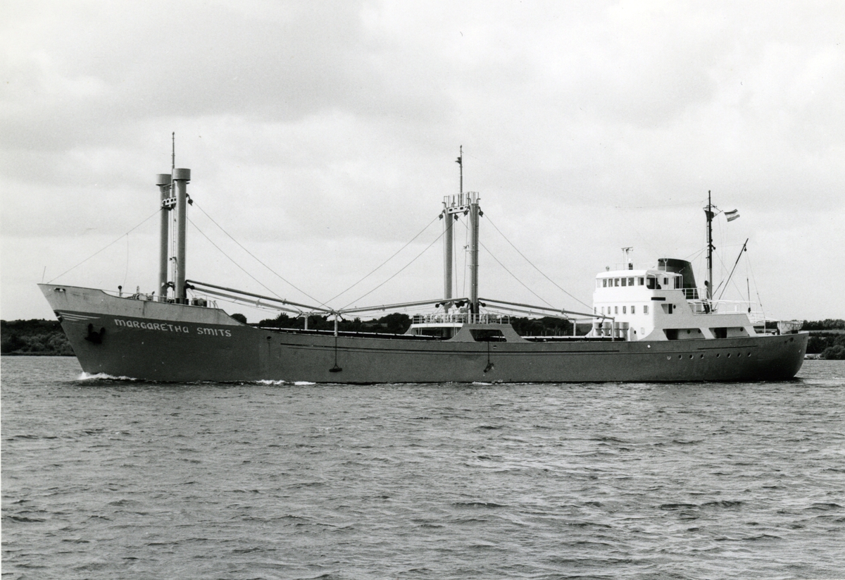 Ägare:/1961-72/: Marinus Smits. Hemort: Groningen.