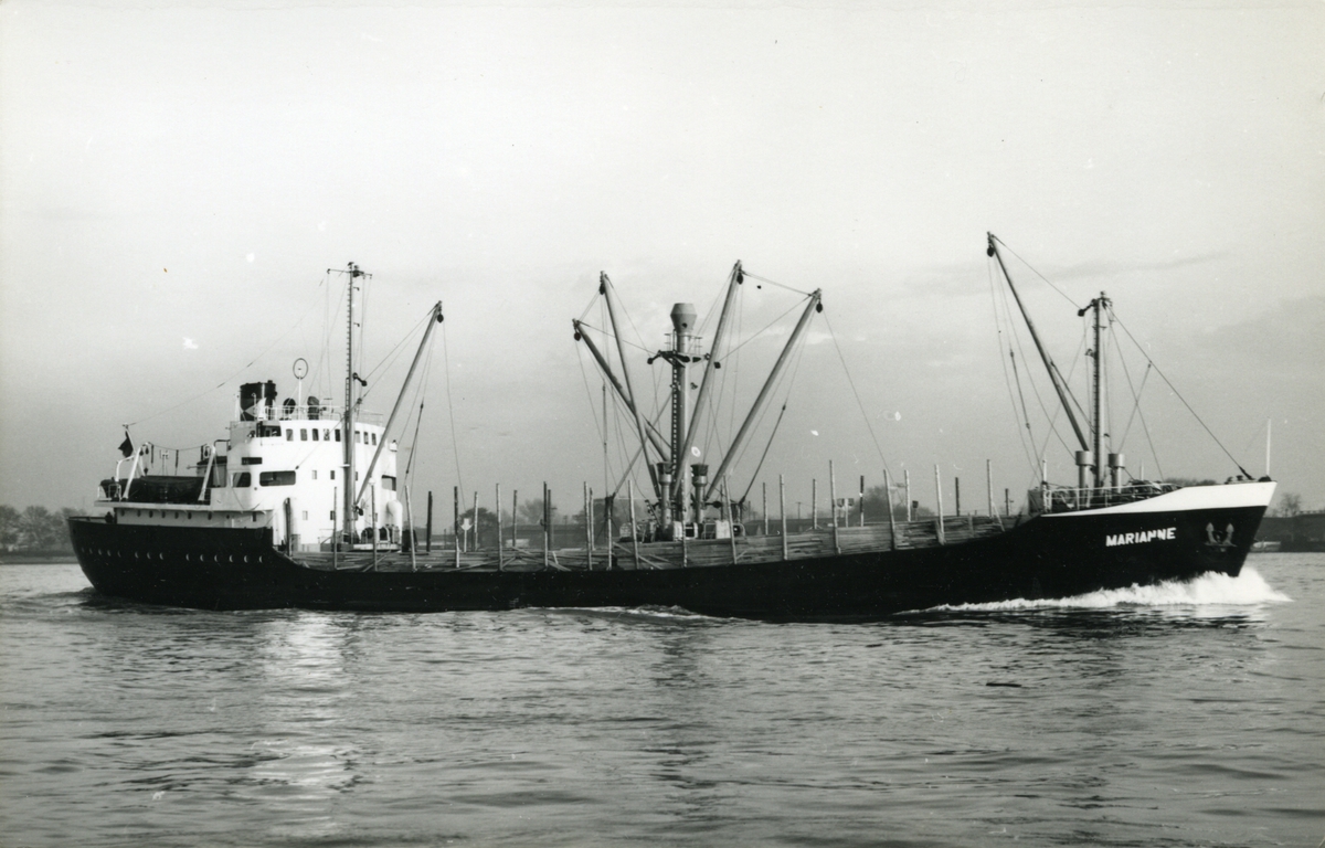 Ägare:/1958-70/: Arthur Sommer O.H.G. Hemort: Hamburg.
