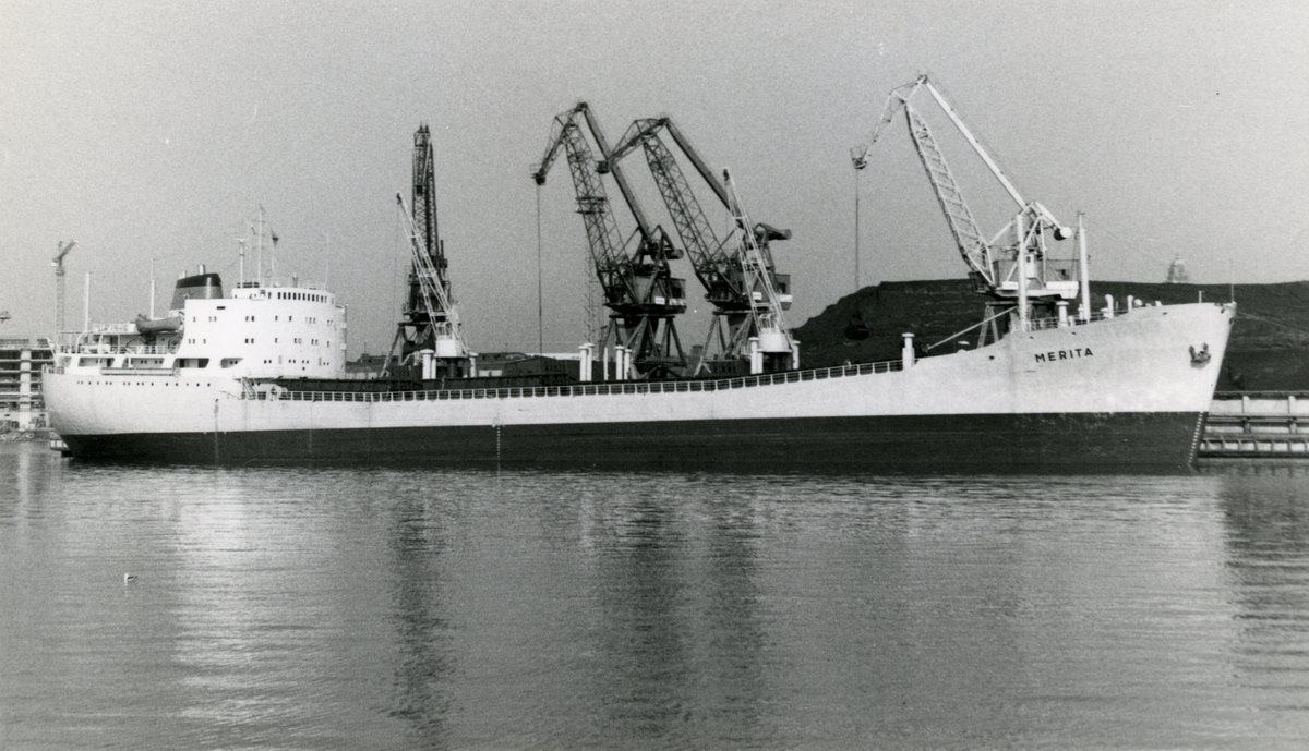 Ägare:/1971-76, 1977-83/: Ilmari Tuuli. Hemort: Helsingfors.