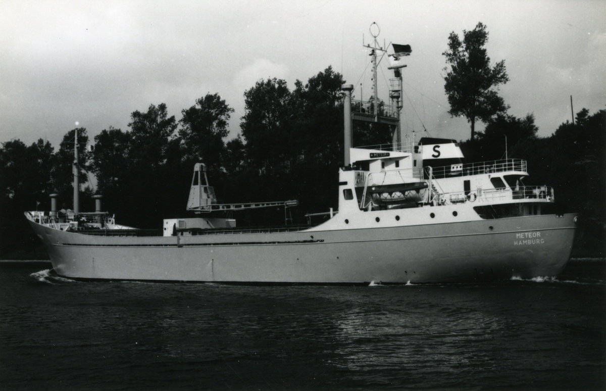 Ägare:/1966-70/: Johann Kahrs. Hemort: Hamburg.