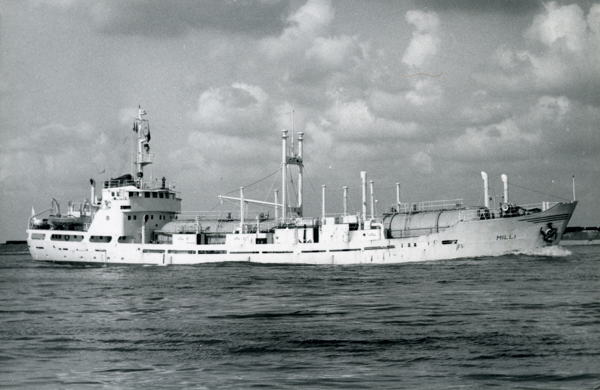 Ägare:/1975-79/: Caravel Maritime Ltd. Hemort: Limassol.