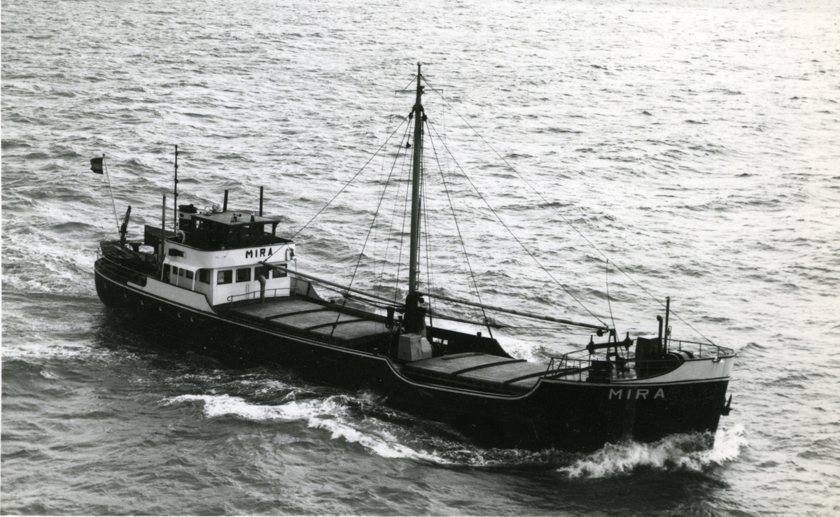 Ägare:/1937-60/: H. Nieboer. Hemort: Groningen.