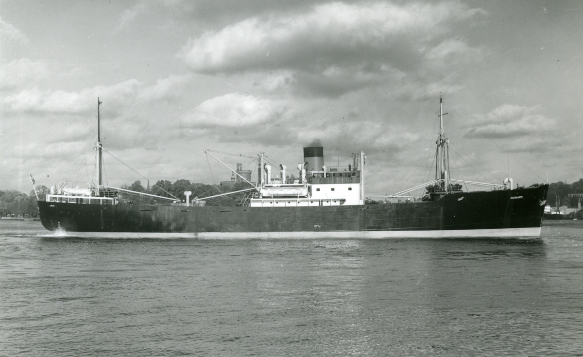 Ägare:/1938-40/: Rederi AB Monark. Hemort: Stockholm.