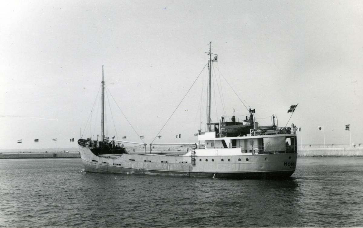 Ägare:/1946-58/: Malmö Rederi AB. Hemort: Malmö.