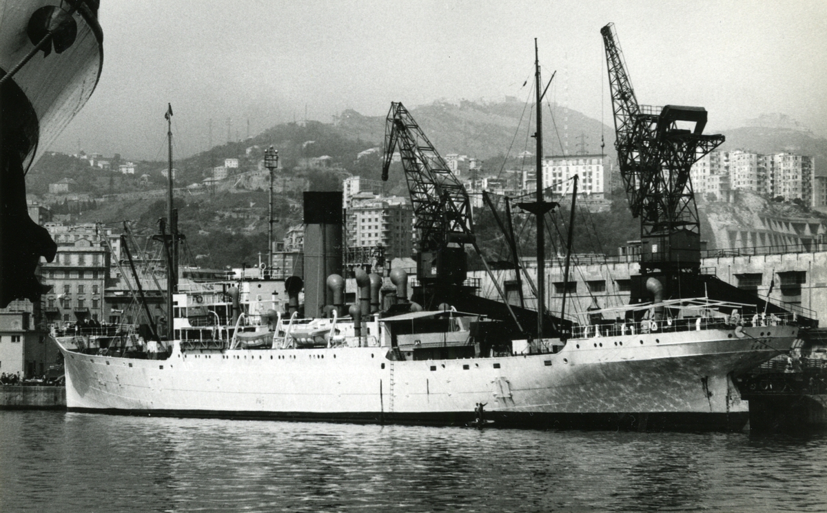 Ägare:/1954-69/: Empresa Hondurena de Vapores S.A. Hemort: Tela.