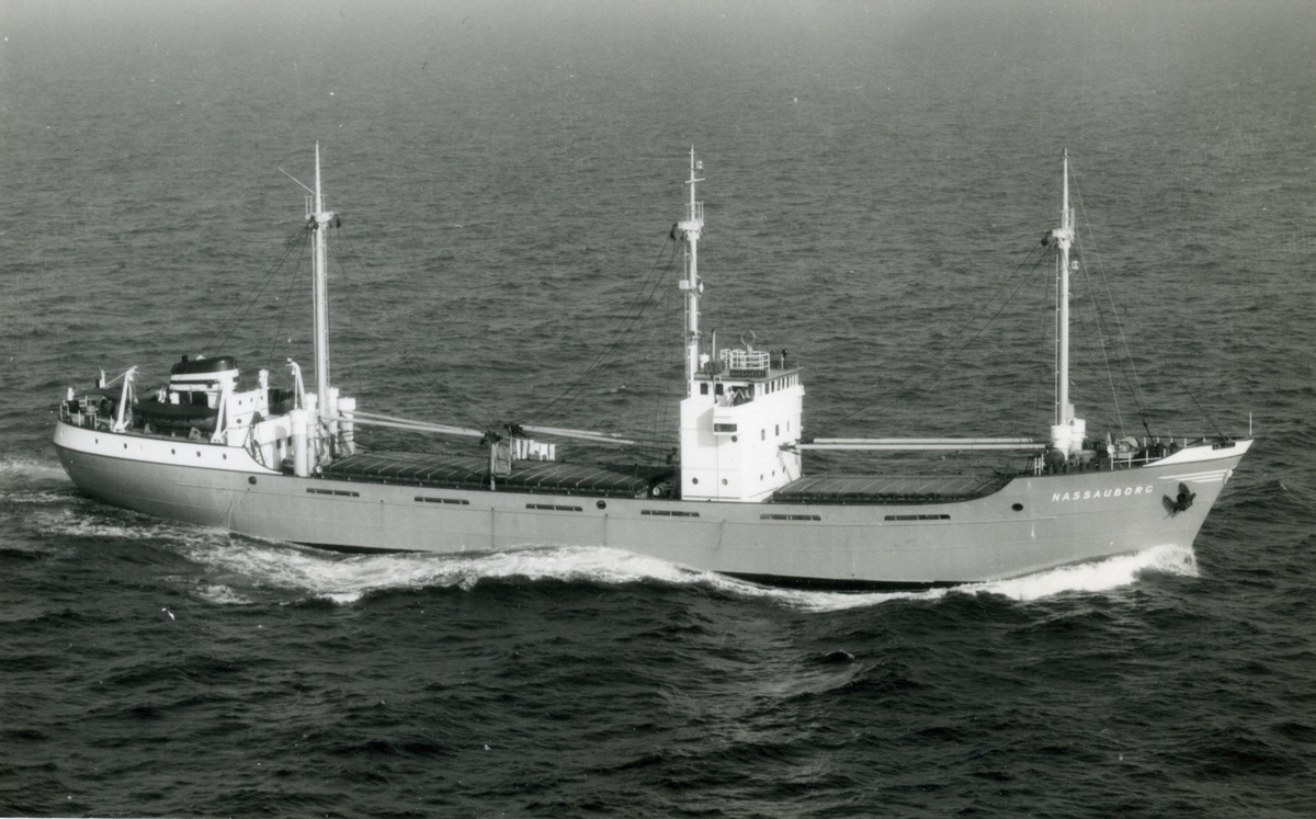 Ägare:/1961-73/: E. Wagenborgs Scheepvaart- & Expeditiebedrijf N.V. Hemort: Delfzijl.