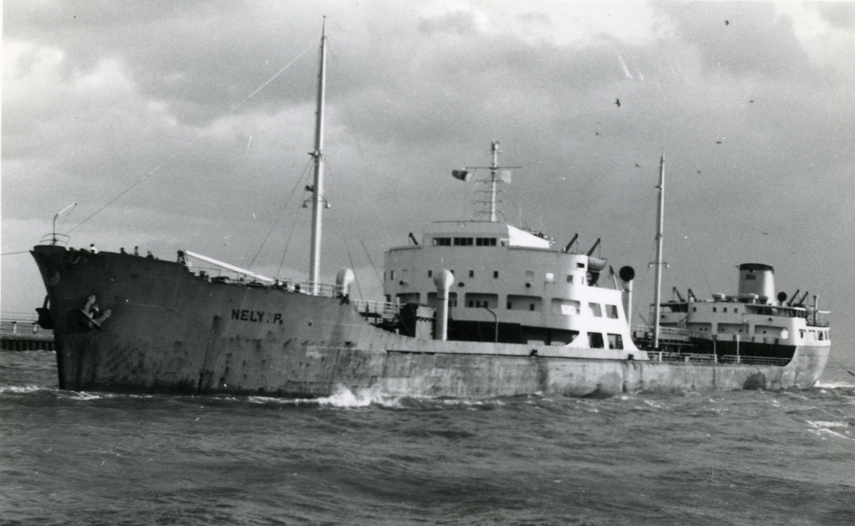 Ägare:/1976-83/: Nely Shipping Co. Ltd. Hemort: Peiraievs.