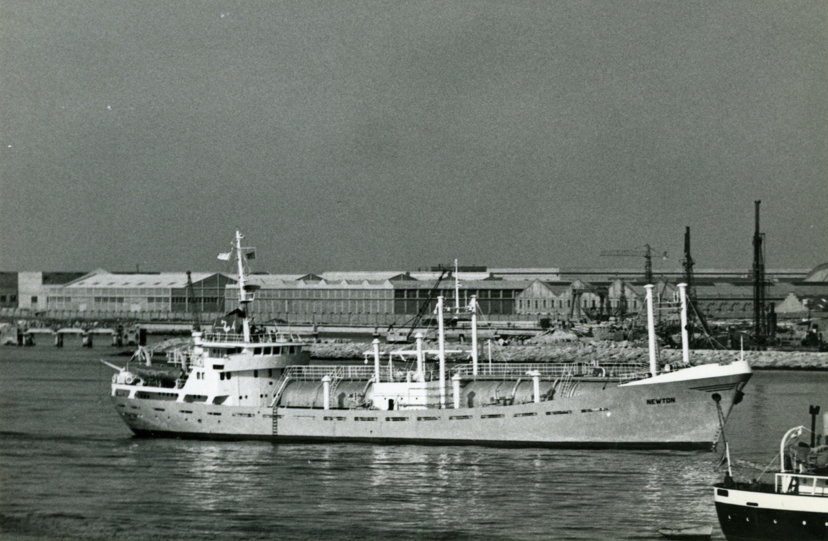 Ägare:/1964-75/: Navigas S.A. Hemort: Bilbao.