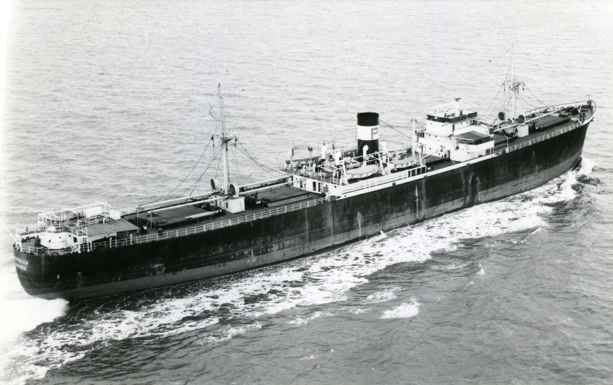 Ägare:/1954-61/: Aviation & Shipping Co. Ltd. Hemort: London.