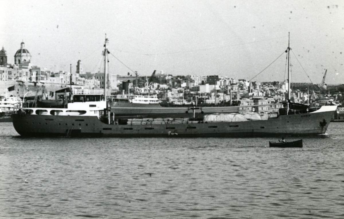Ägare:/1975-79/: G. Siskopoulos & N. Sidiropoulos. Hemort: Peiraievs.