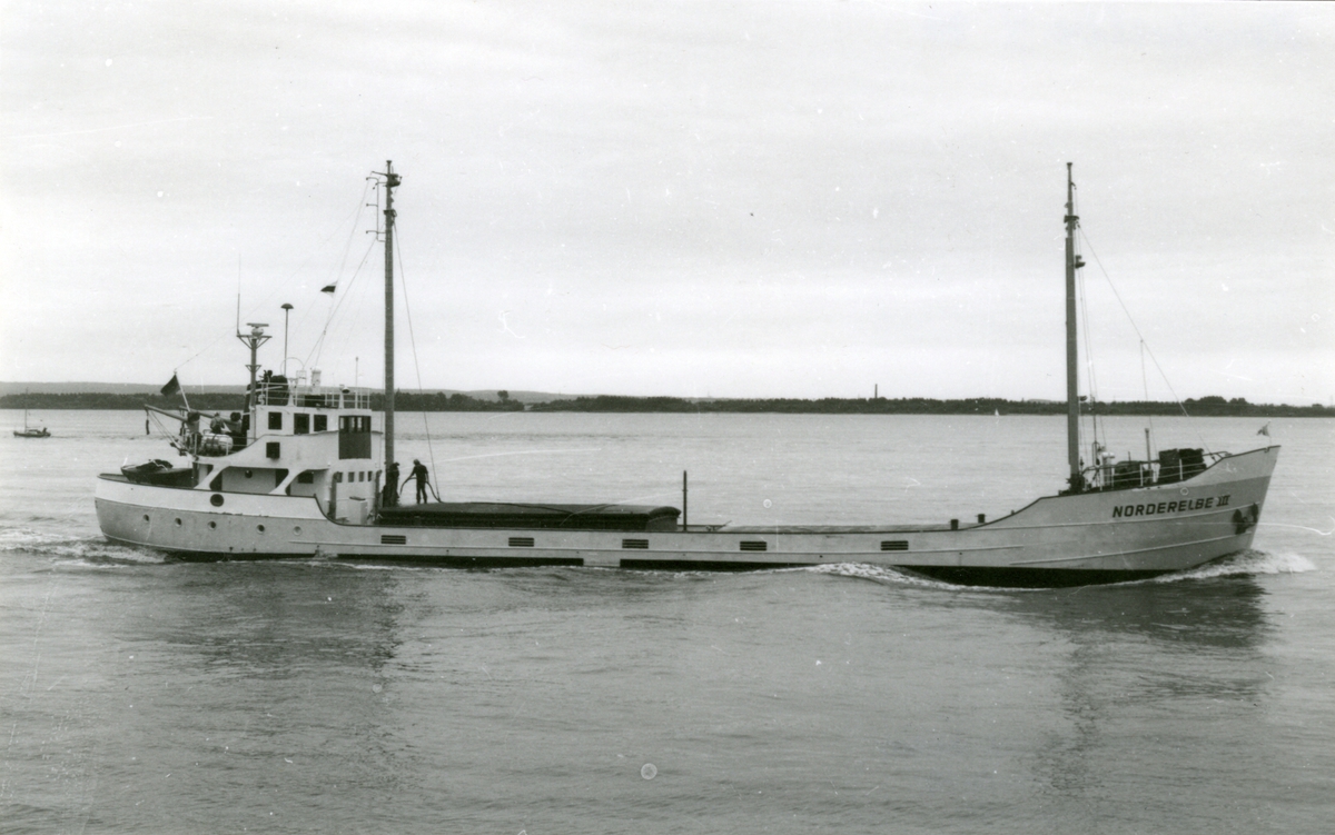 Ägare:/1971-76/: Uwe Suhr. Hemort: Hamburg.