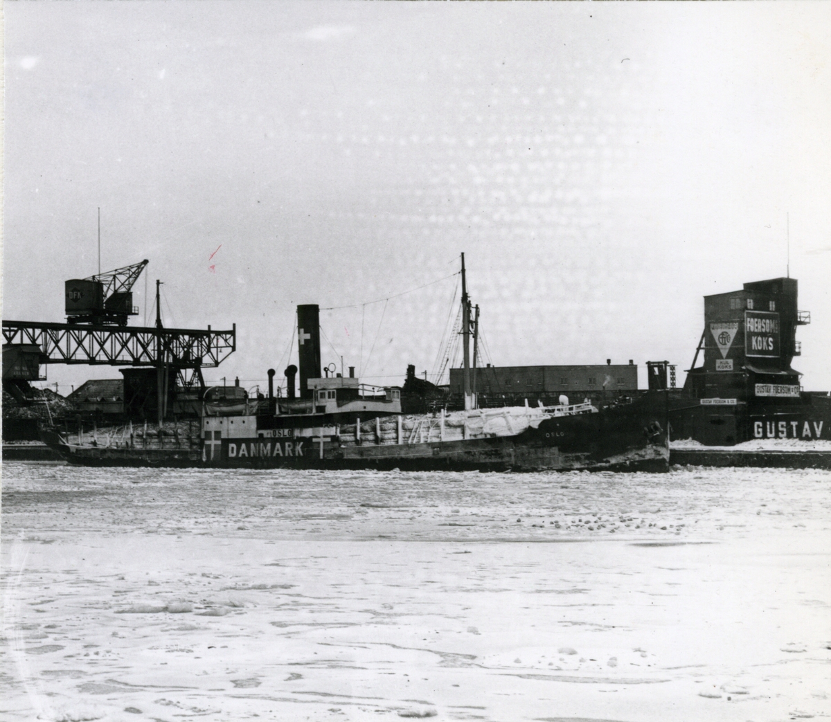 Ägare:/1934-44/:Dampskibsselskabet Pacific A/S. Hemort: Köpenhamn.