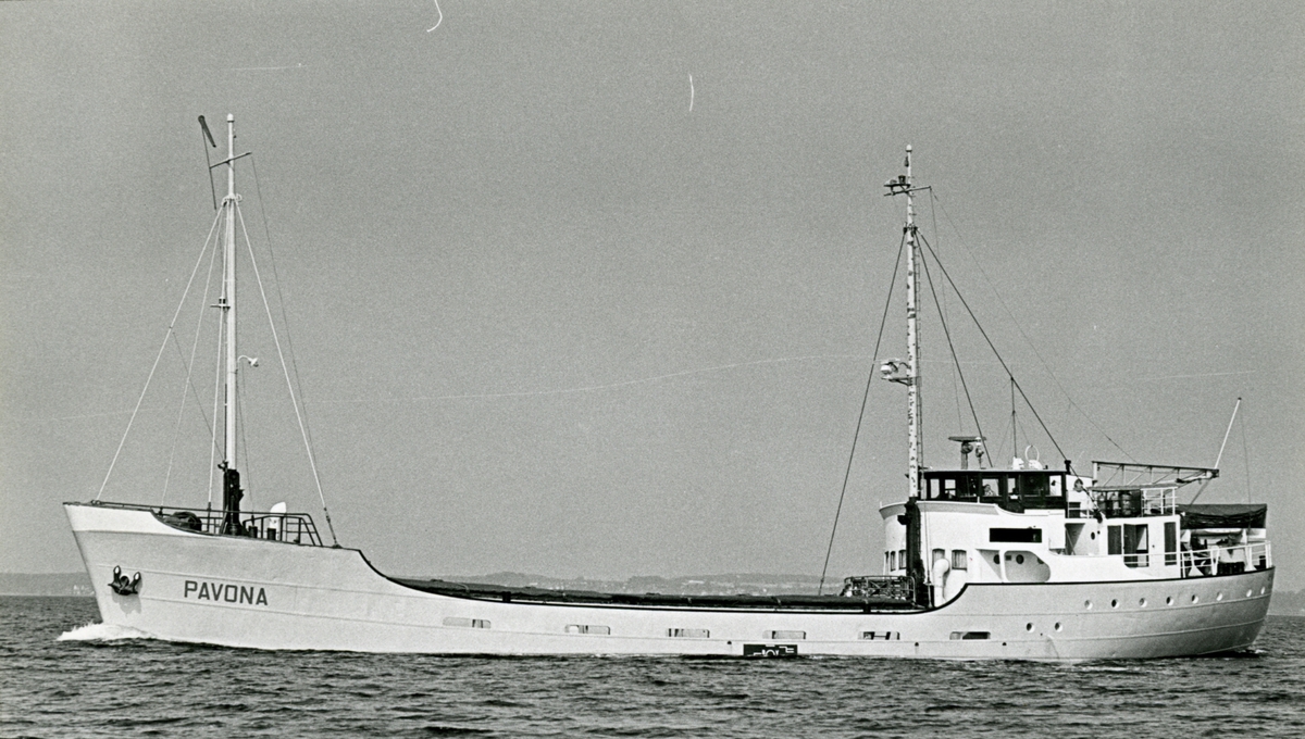 Ägare:/1977-78/: ett partrederi, Huvudredare: P.Ivar Pettersson. Hemort: Degerhamn.