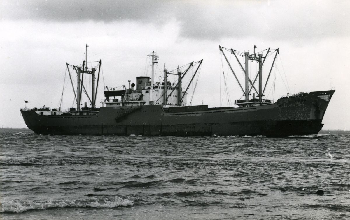Ägare:/1975-82/: Pema Compania Naviera S.A. Hemort: Peiraievs.