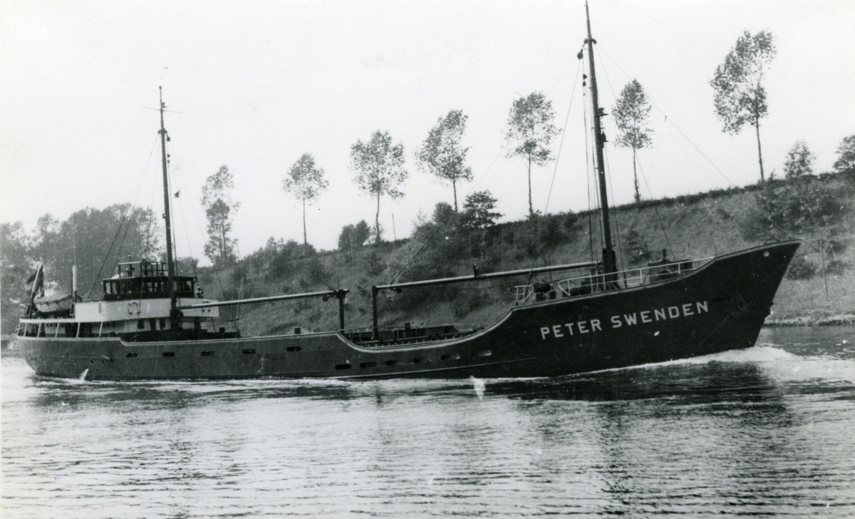 Ägare:/1950-63/: N.V. M/S West Vlaanderen. Hemort: Rotterdam.