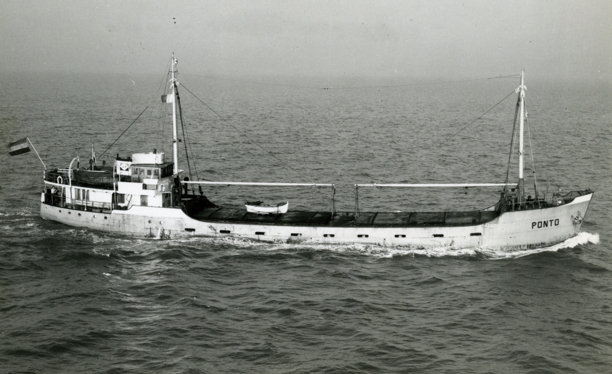 Ägare:/1945-55/: Rederij Ponto N.V. Hemort: Zaandam.