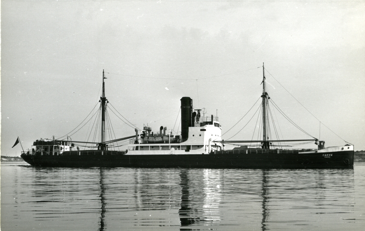 Ägare:/1944-63/: S.S.S.R. - Estonian Shipping Co. Hemort: Tallinn.