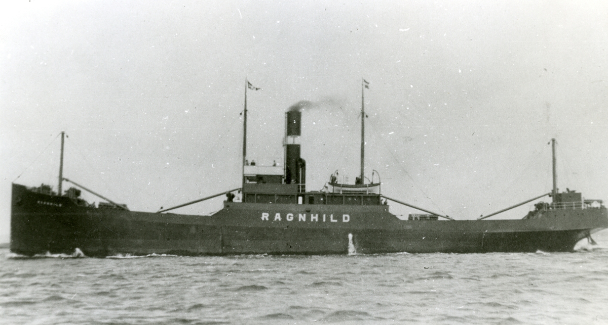Ägare:/1919-35/: A/S Dampskibsselskabet Torm. Hemort: Köpenhamn.