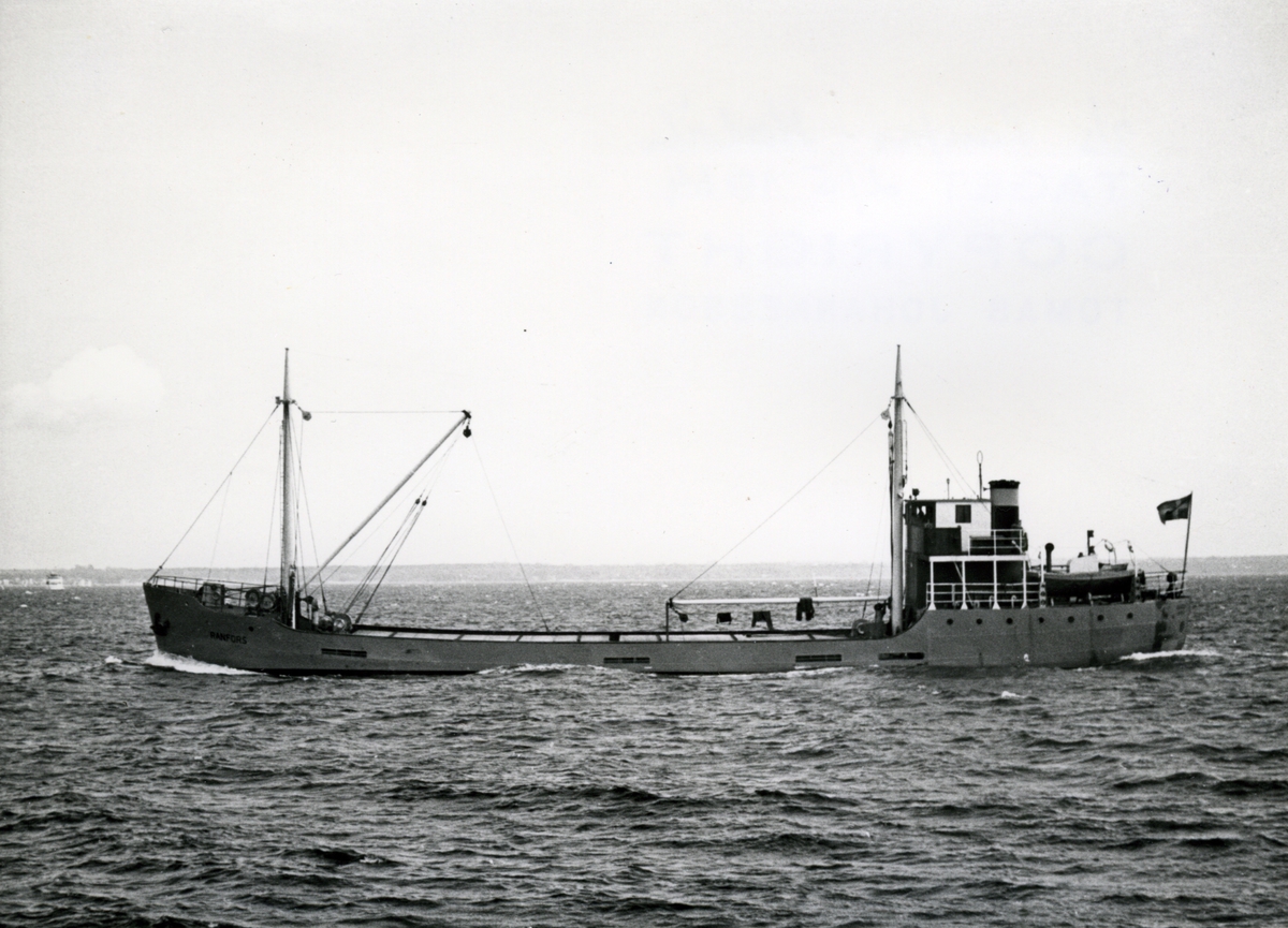 Ägare:/1957-67/: ett partrederi, Huvudredare: A.B. Nilsson. Hemort: Nordvik.