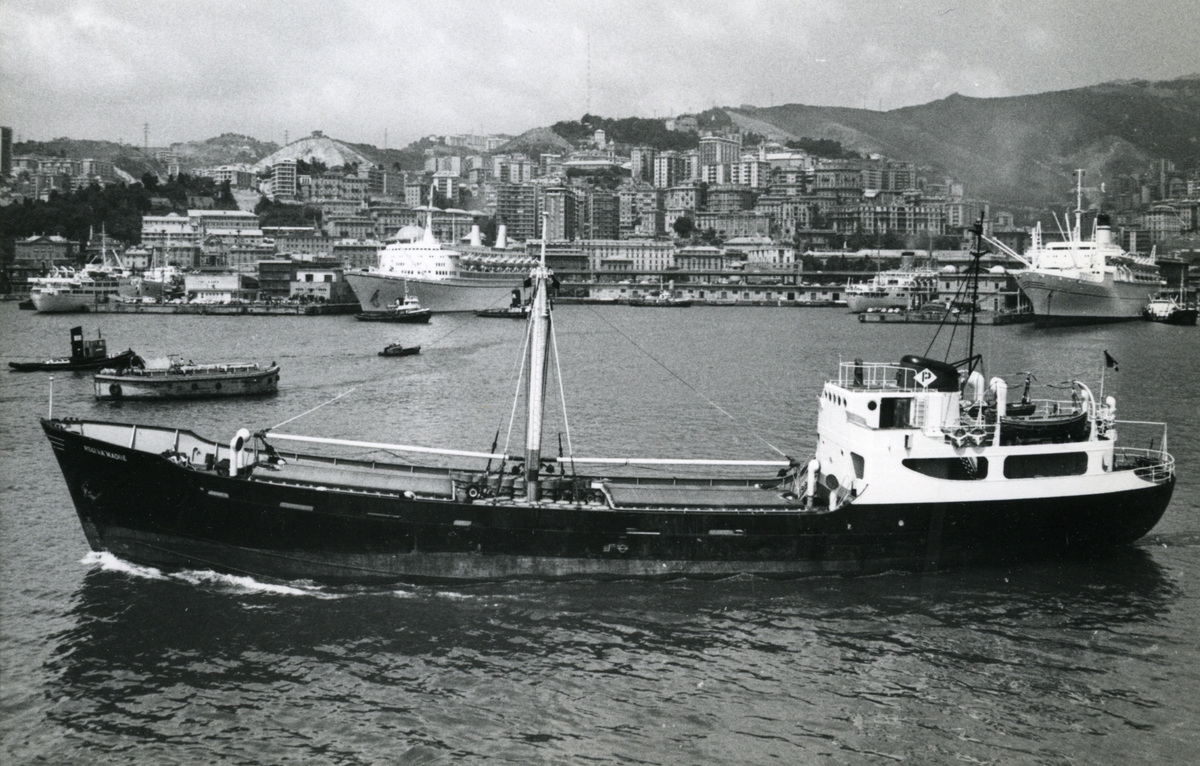 Ägare:/1965-73/: Societá di Navigazione Permare. Hemort: Genova.