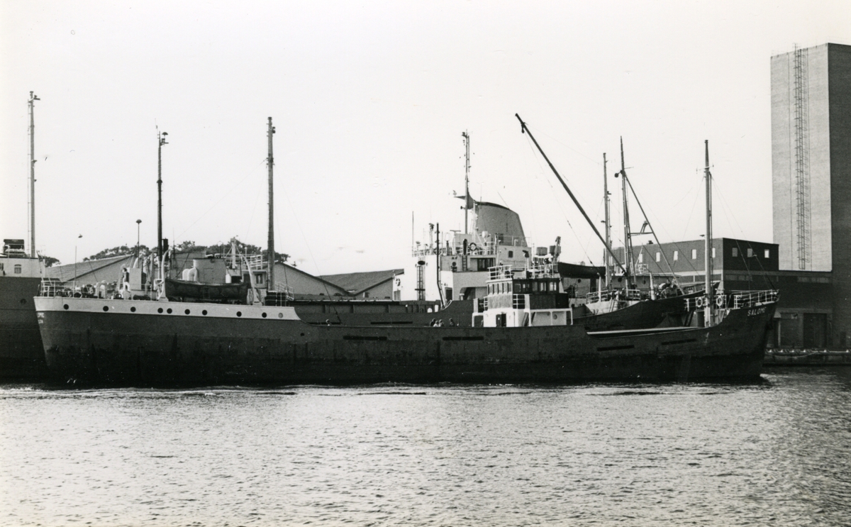 Ägare:/1977-86/: Erika Shipping Co. S.A. Hemort: Colon.