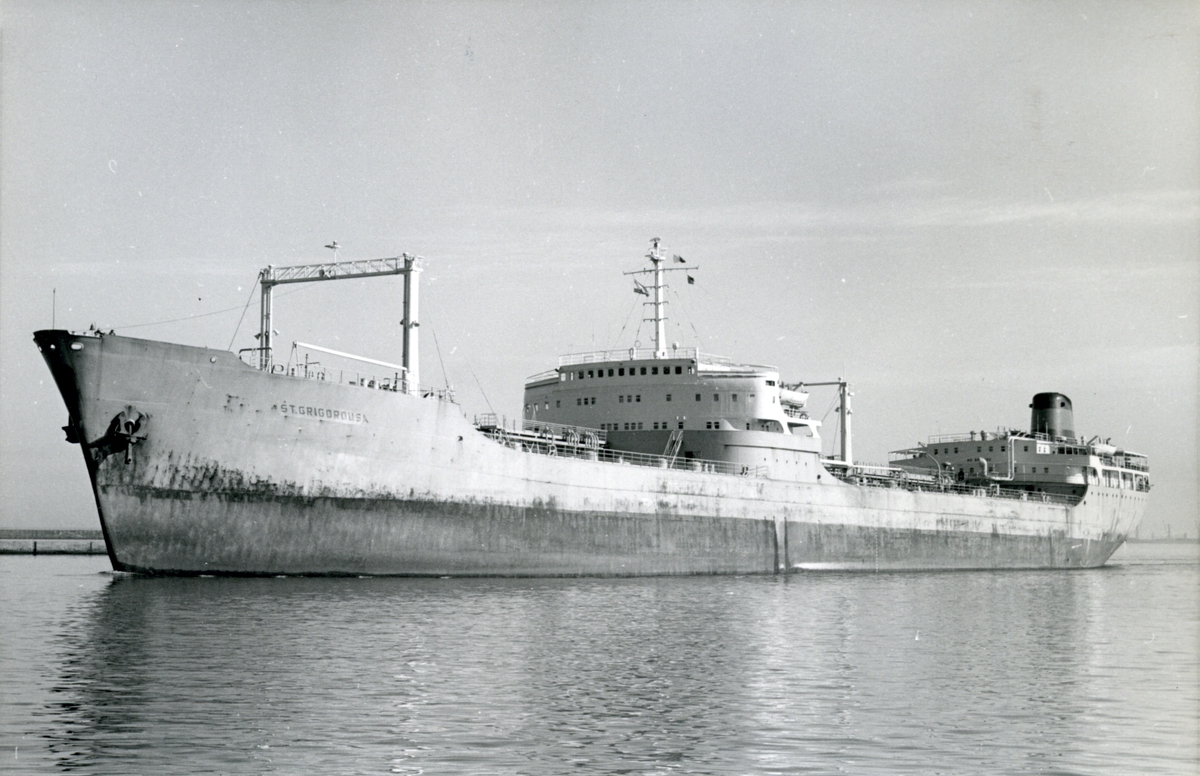 Ägare:/1969-77/: Saint Nicholas Maritime Co. Ltd. Hemort: Monrovia.